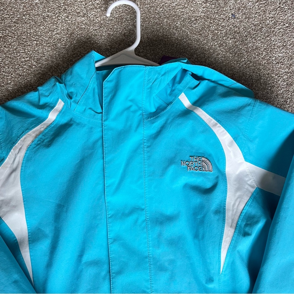 northface jacket☔️❄️ - Picture 4 of 7